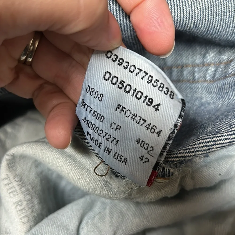 Levi’s vintage 501 straight‎ leg button fly jeans